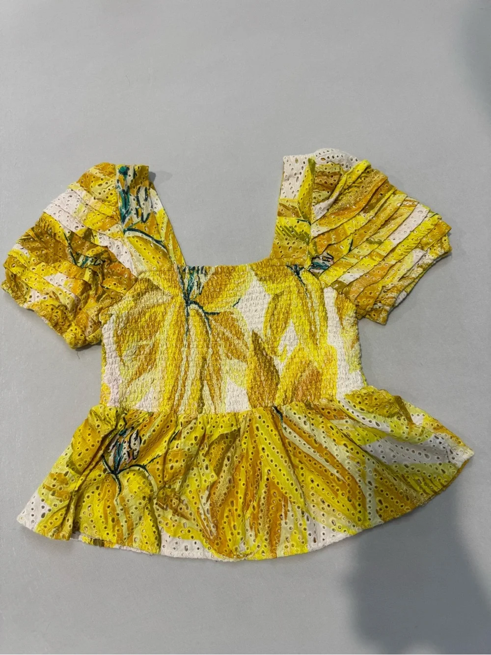 FARM Rio Azalea Yellow Floral Eyelet Smocked Peplum Top M